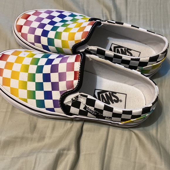 Rainbow checkered Vans size 6 - Picture 4 of 5